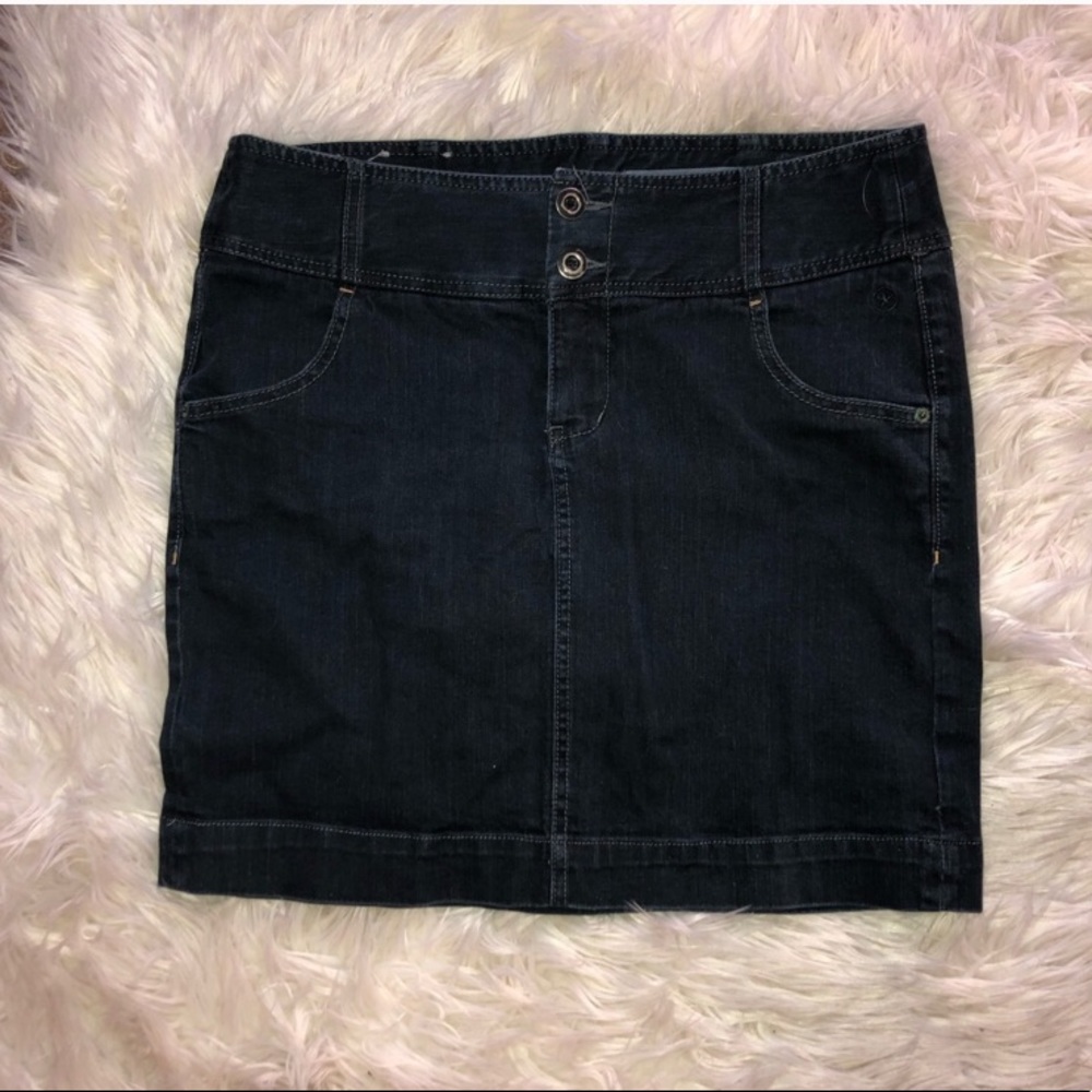 ⭐️Converse Denim Mini Skirt⭐️